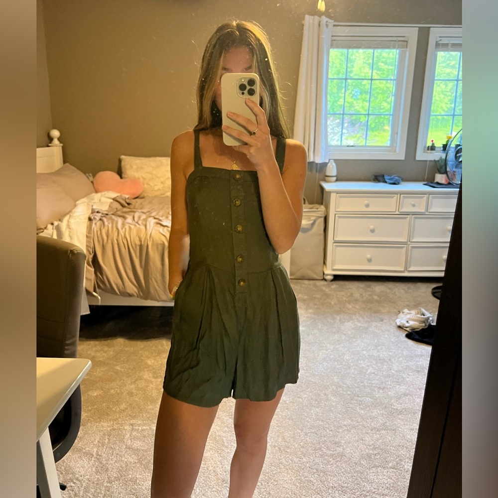 Hollister army green romper